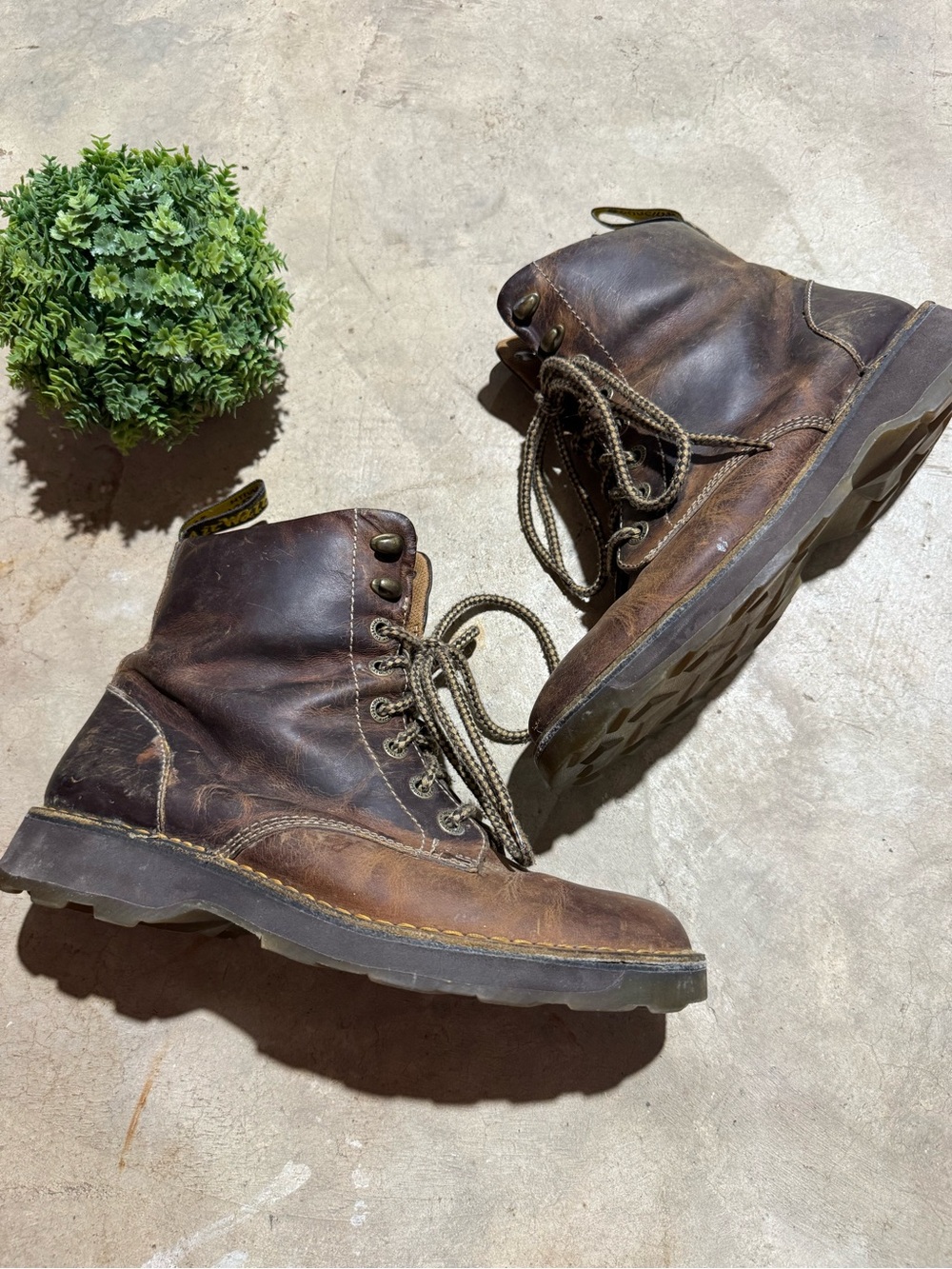 Dr Martens Neil Boots Mens Size 9 Brown Leather Lace Up Vintage Combat Chunky